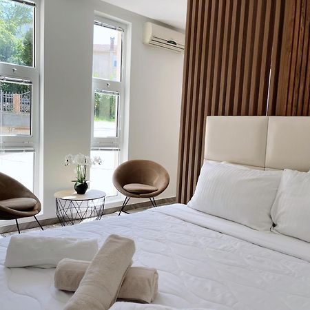 Guest House Koliqi - Hotel & Apartments Ulcinj Exterior photo